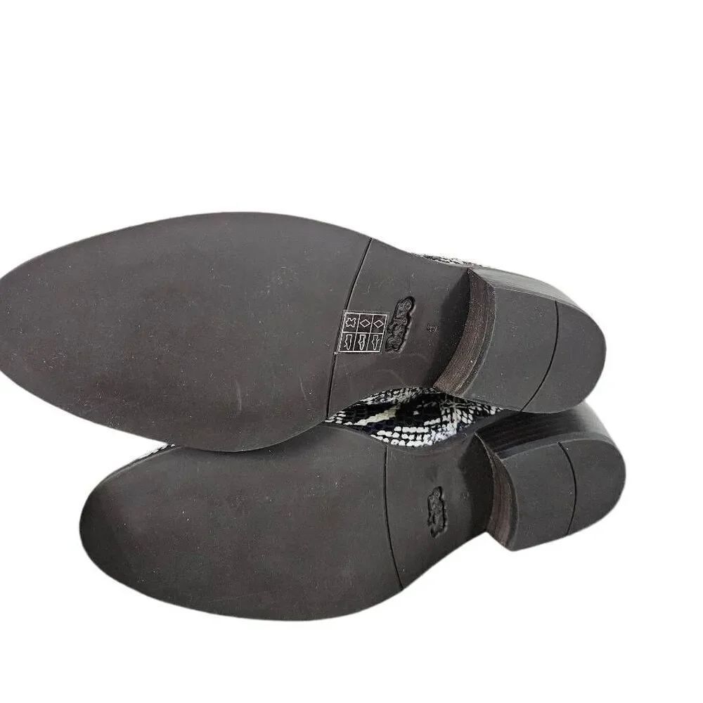 Coach dylan booties NIB - Picture 5 of 6